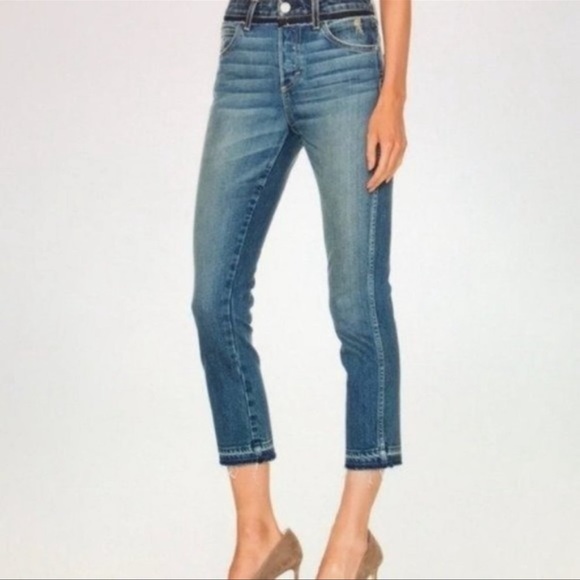 AMO Babe Cropped Button Fly Jeans in Rio Vista - Picture 5 of 6